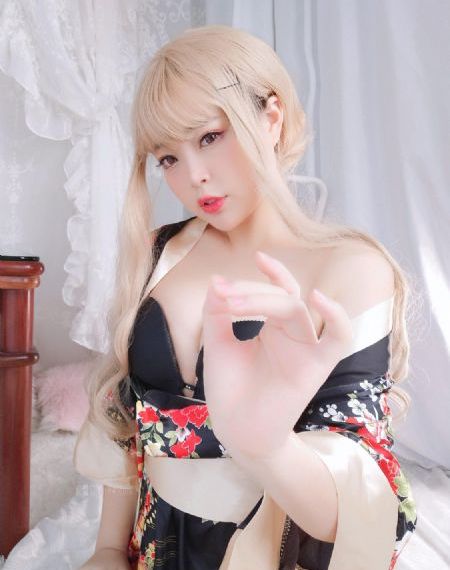国产极品人妖仙女思与赵恩静_4K在线播放观看