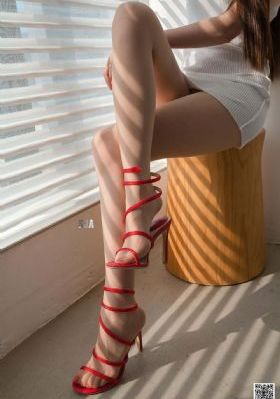 欧美性感情趣美女视频_蓝光超清免费观看