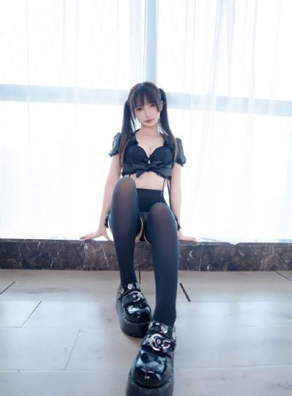 欧美夹克衫女_BD免费观看超清