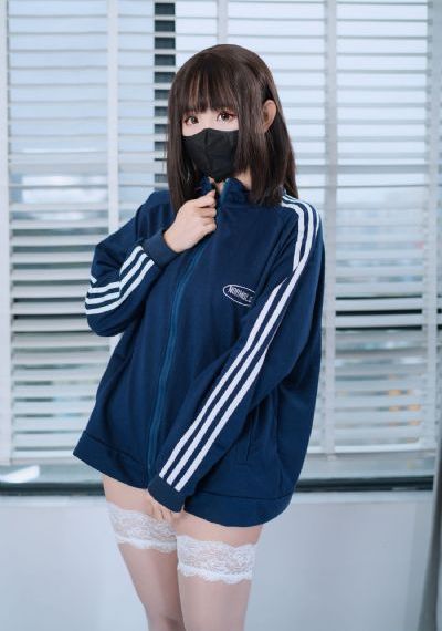国产微型车奔奔呀_4K电影免费在线
