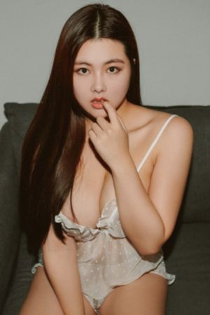 欧美年轻av女友_剧情片神马在线观看